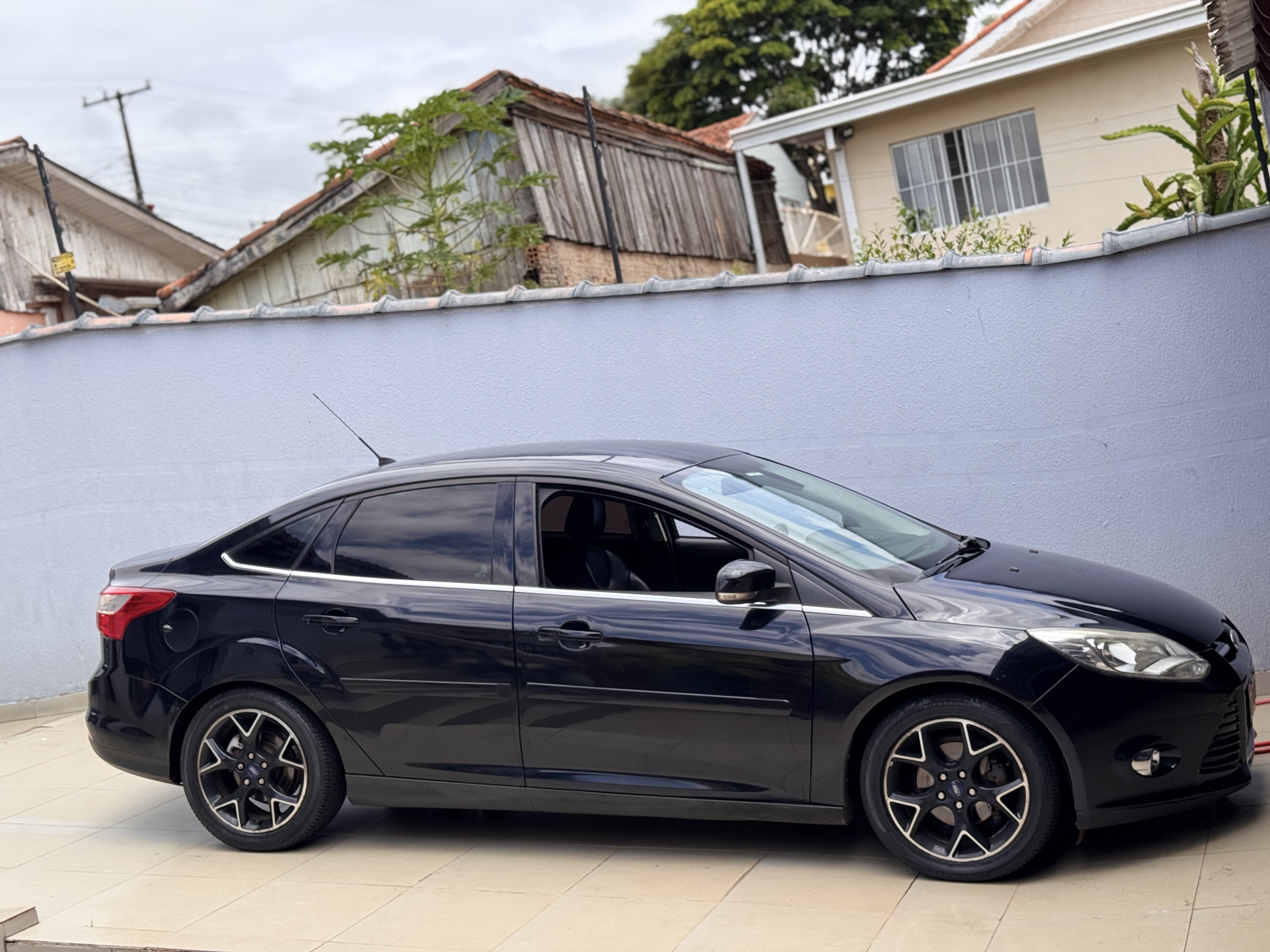 FORD FOCUS TITA/TITA PLUS 2.0  FLEX 5P AUT.